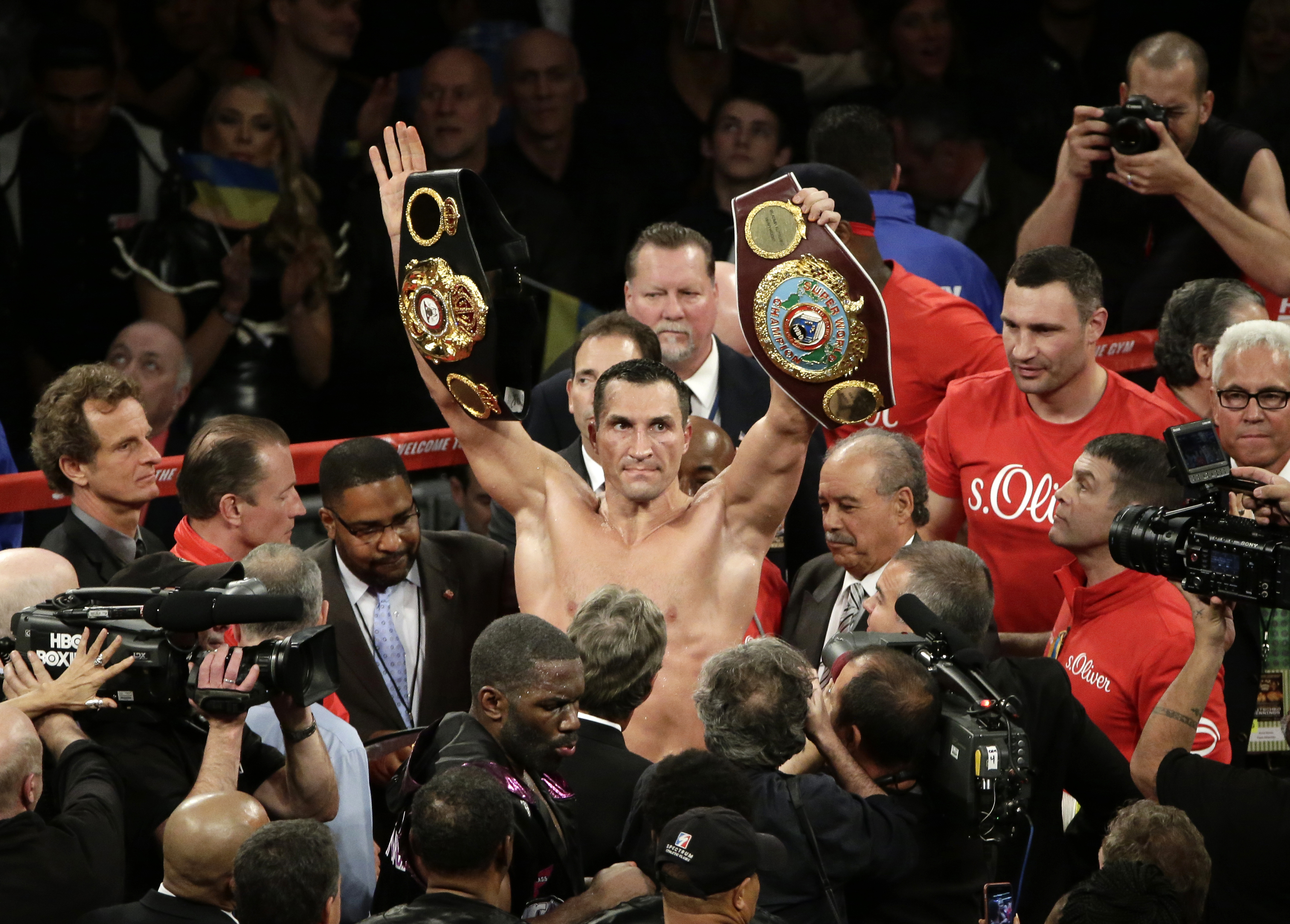 Klitschko l-a învins pe Jennings. Se pregăteşte Tyson Fury!