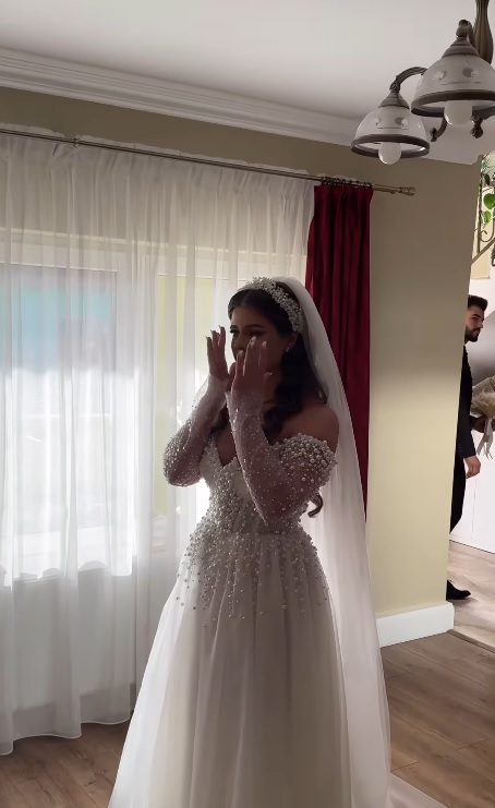 Imagini de la nunta lui Iancu Sterp cu Denisa Coțolan. Cât de emoționată a fost mireasa și cine sunt nașii celor doi