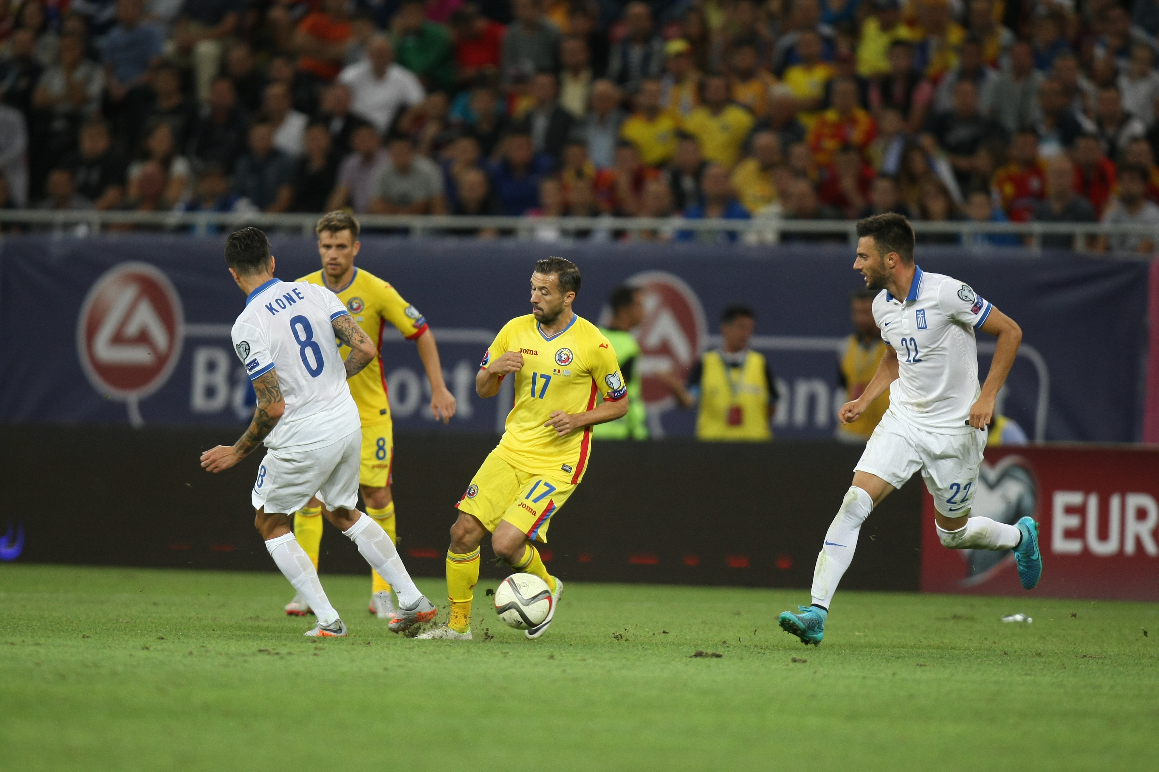 Apărare beton, atac de carton! Naționala României gâfâie în drum spre Euro 2016. Avem cea mai bună defensivă din istorie, dar suntem în pragul cele mai mari crize ofensive din ultimii 67 de ani