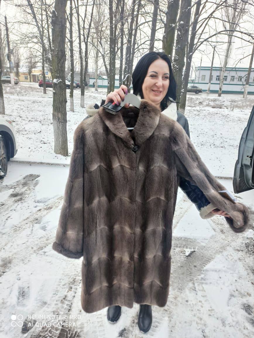 Mai multe văduve ale rușilor morți pe frontul din Ucraina au primit haine de blană: „Eu am returnat-o, era prea mică”