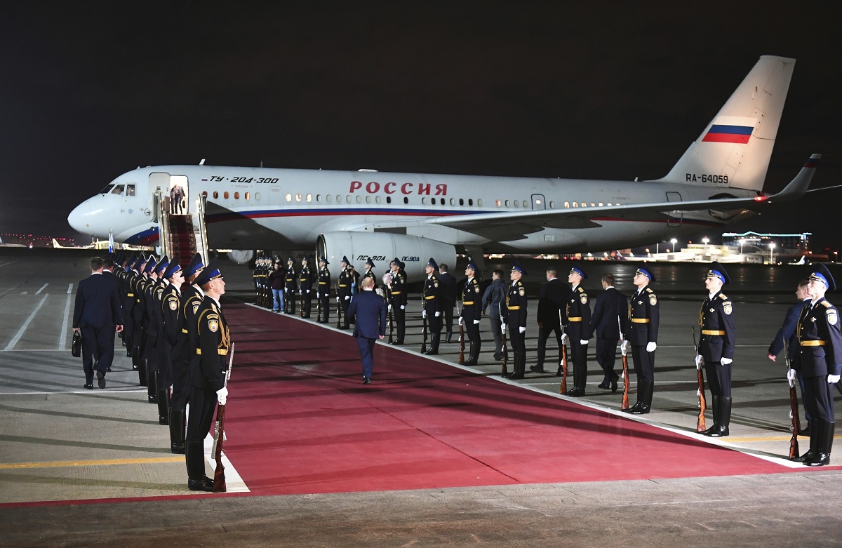 Un asasin, o familie de spioni și copiii lor și un infractor informatic, printre rușii eliberați de Occident. Putin i-a așteptat cu garda de onoare
