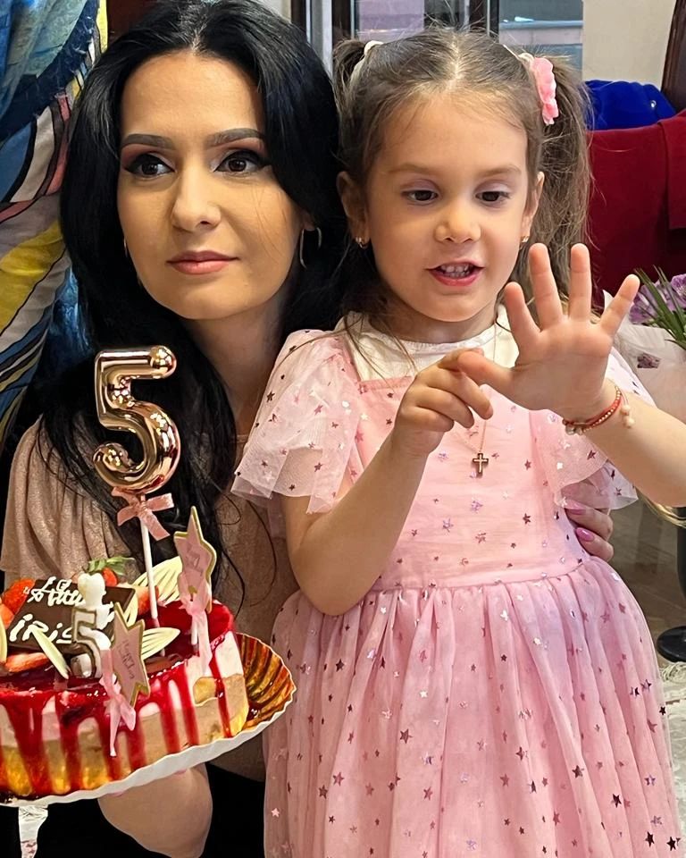 Cum arată soția și fiica lui Ionuț Pitbull Atodiresei. Imagine rară cu familia luptătorului de kickboxing