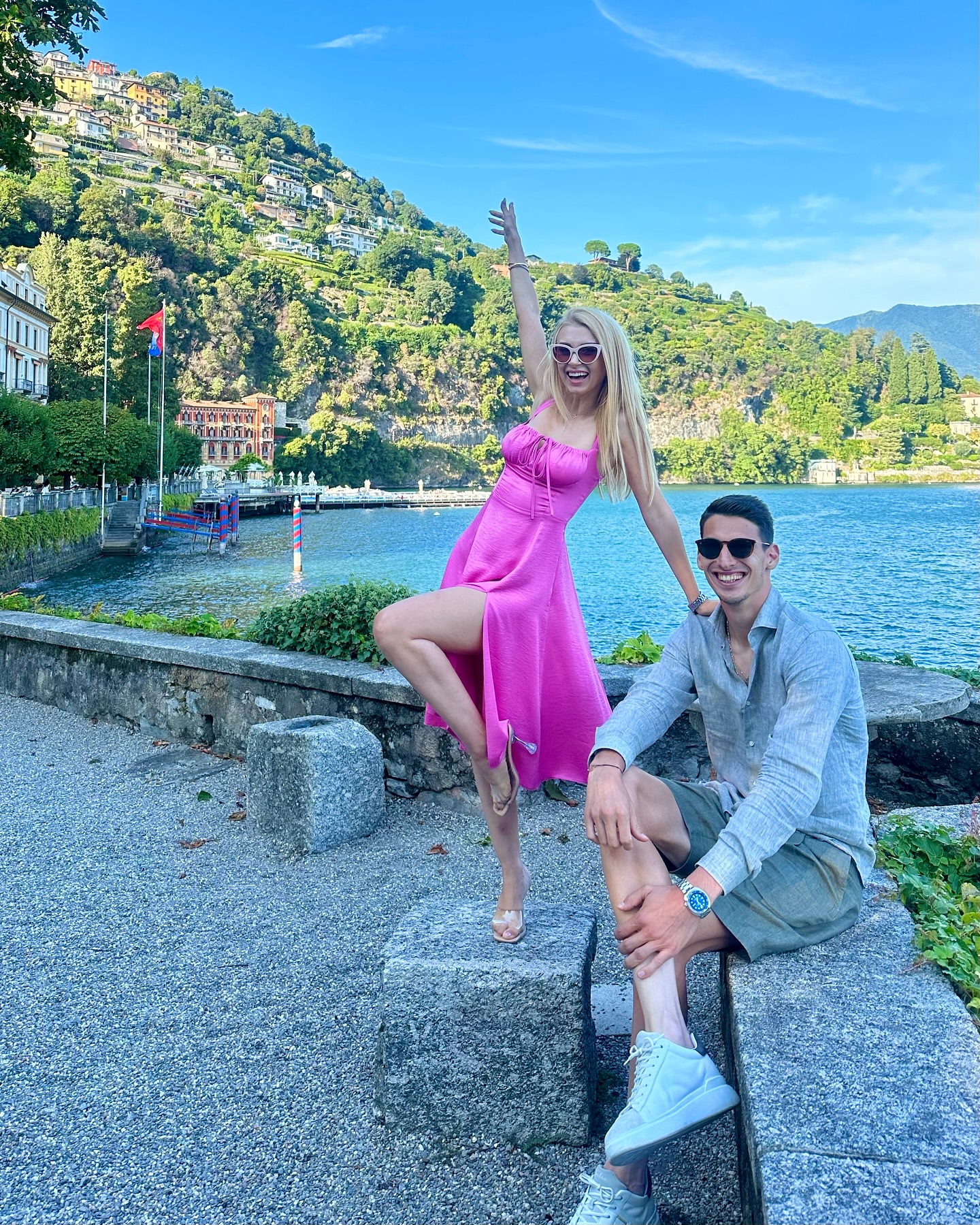 Răspunsul dat de Andreea Bălan după ce un fan a întrebat-o de ce Victor Cornea nu și-a găsit „o tânără pe măsura lui”. Îndrăgostiții sunt în Italia