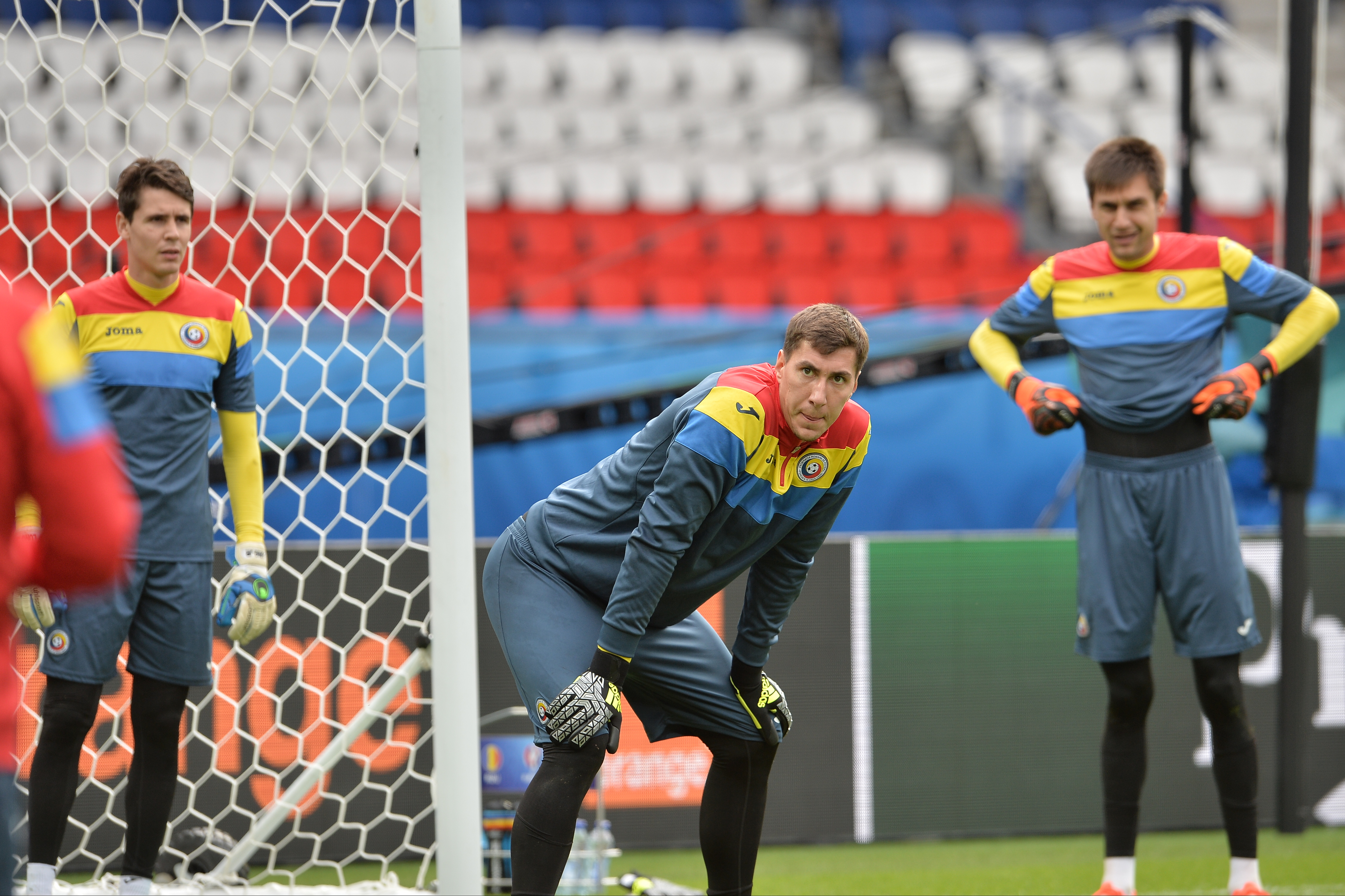 România - Elveția 1-1. Leșin după pauză! Stancu a deschis scorul din penalty, Mehmedi e egalat. Ne-am calificat la decisivul cu Albania!/ BLOG&FOTO&VIDEO
