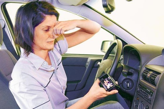 Bűz az autóban: hogyan lehet végleg megszabadulni tőle?