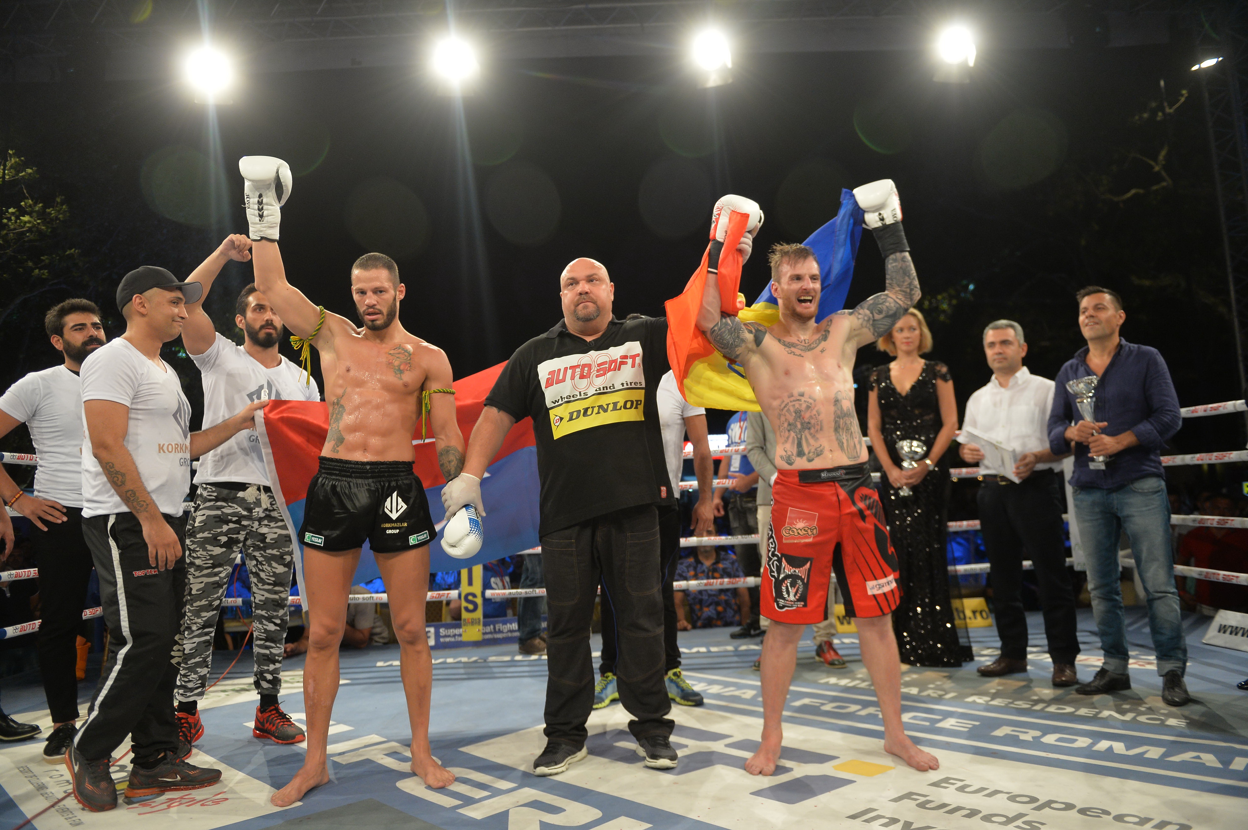 Andrei Stoica îşi păstrează centura de campion mondial / GALERIE FOTO&VIDEO