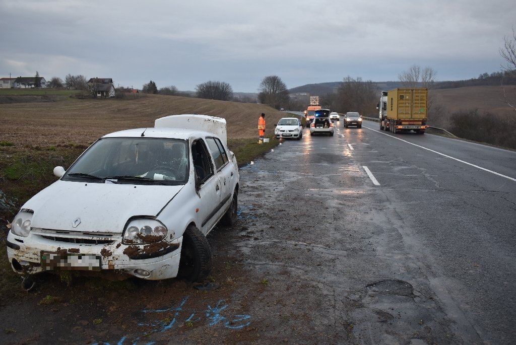 Tanúk jelentkezését várja a rendőrség - Elhagyta a helyszínt egy férfi a baleset után