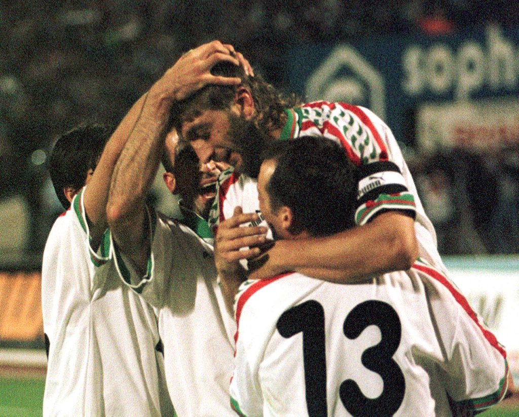A murit legendarul fotbalist bulgar Trifon Ivanov, semifinalist la Campionatul Mondial din 1994. ^Avea 50 de ani și a suferit un atac de cord / VIDEO