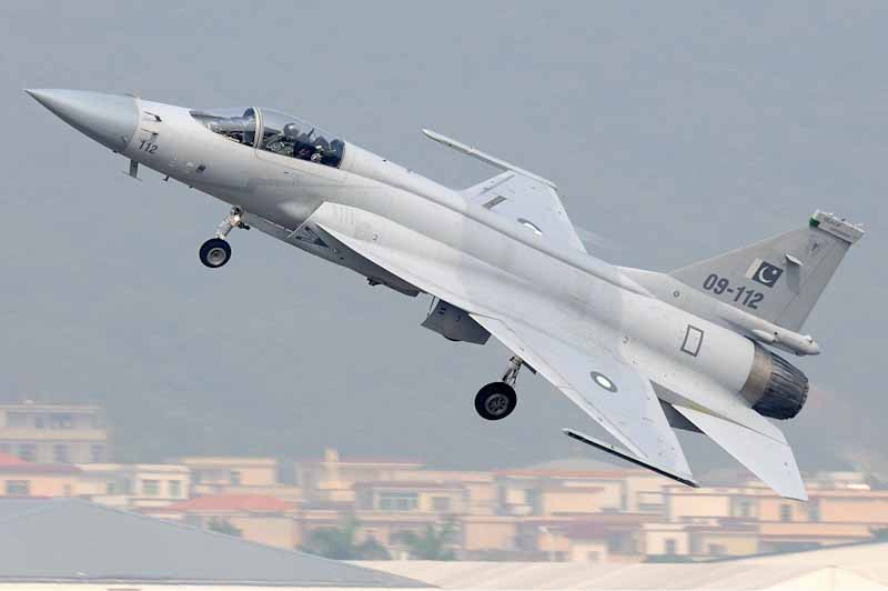 Africa’s weakest military negotiates $900 million deal for 24 Pakistan JF-17 fighter jets