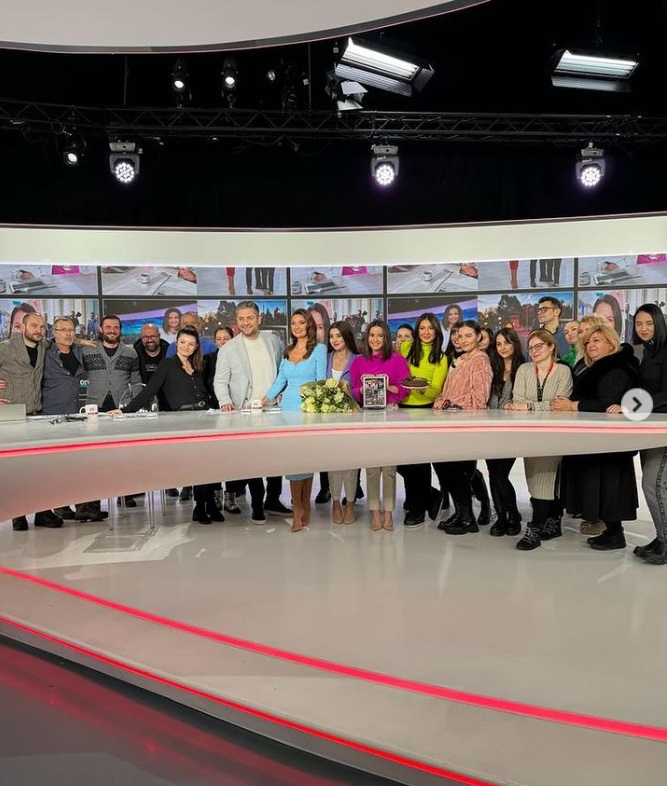 Demisie la Antena 1. Andreea Țopan pleacă de la Observator. Valentin Butnaru a lăudat-o: „Un jurnalist desăvârșit, un om sufletist”
