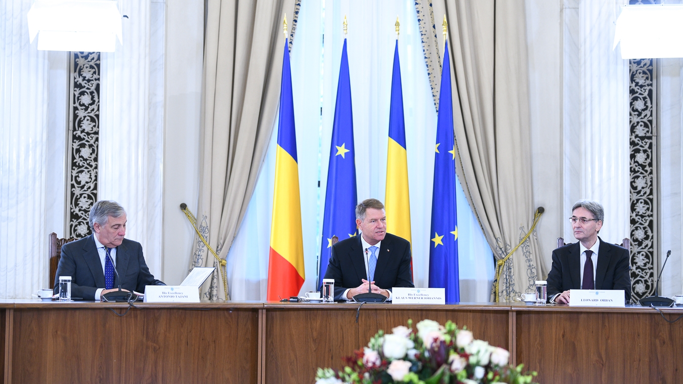 FOTO. Preşedintele Klaus Iohannis l-a primit pe Antonio Tajani la Cotroceni. Preşedintele PE: "Dumneavoastră aveţi un rol foarte important pentru noi"
