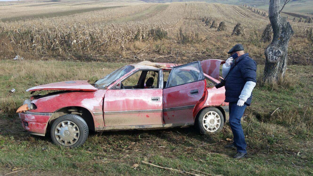 Hoți prinși după ce au făcut accident în urma spargerii date