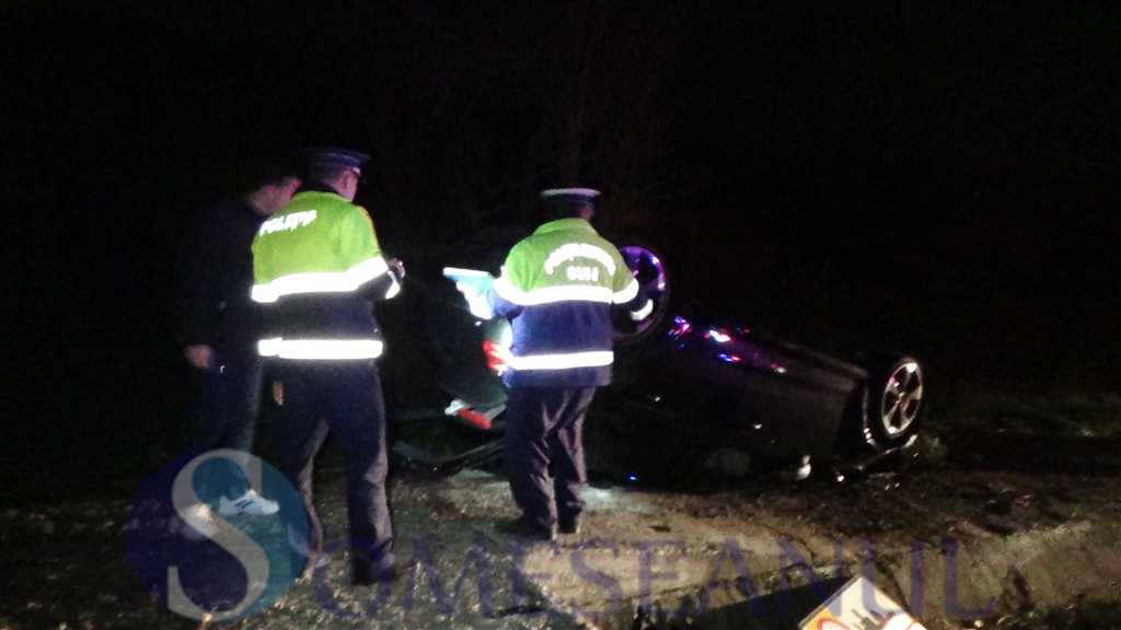 Unul dintre organizatorii turneului naționalei în SUA, din 2006, accident groaznic: ^a intrat cu mașina direct în stâlp, apoi s-a dat peste cap! A scăpat miraculos cu viață