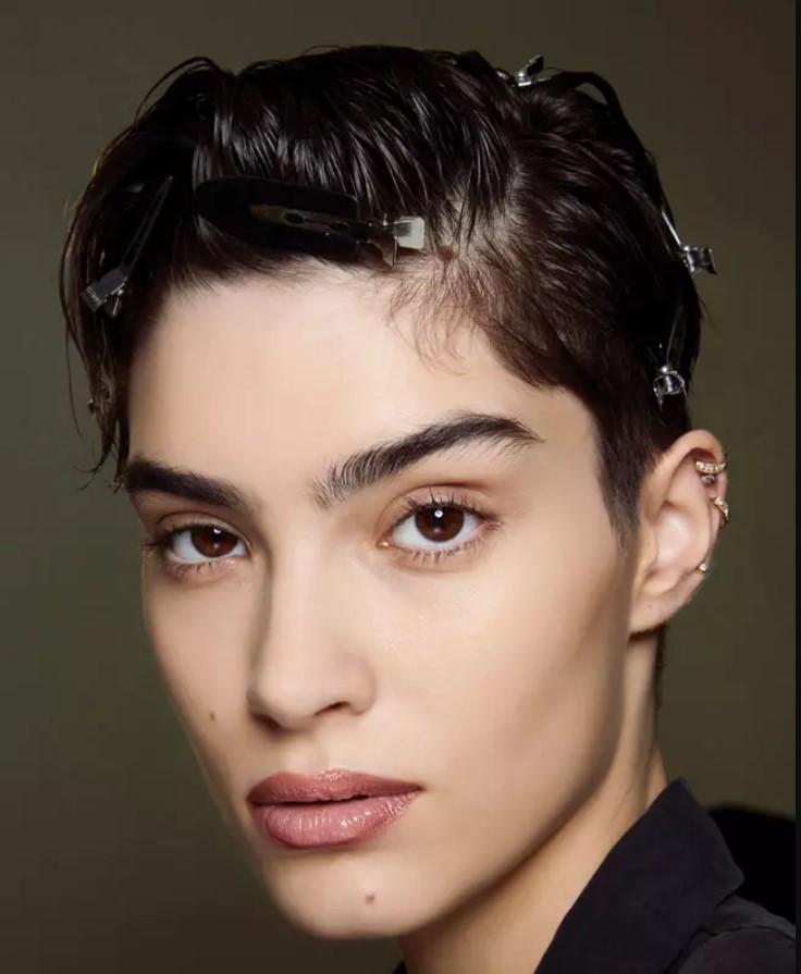 Baby hair - cel mai cool trend beauty al momentului