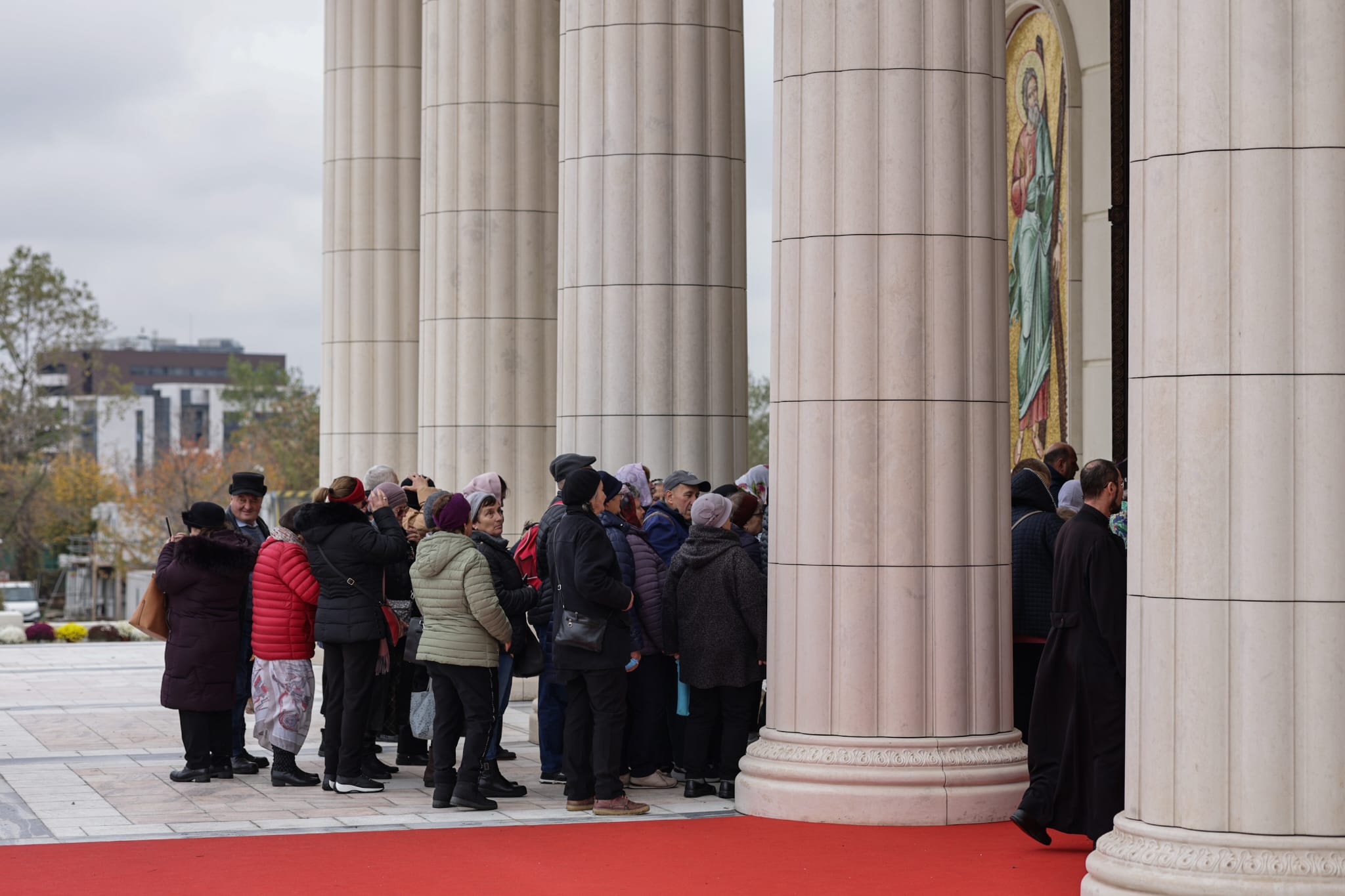 Numărul impresionant de oameni care au vizitat Catedrala Mântuirii Neamului în 10 zile de la inaugurare și programul de vizitare în noiembrie și decembrie