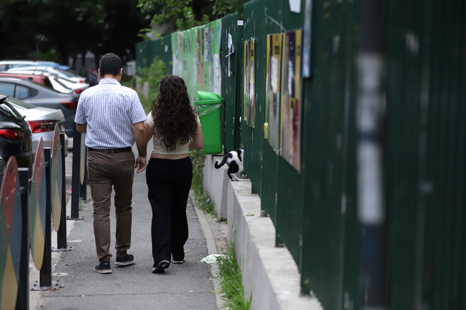 Evaluarea Națională 2026 la Română. Profesori ținuți „ostatici” până la 8 ore în școli: sindicatele acuză Ministerul de incompetență și răzbunări
