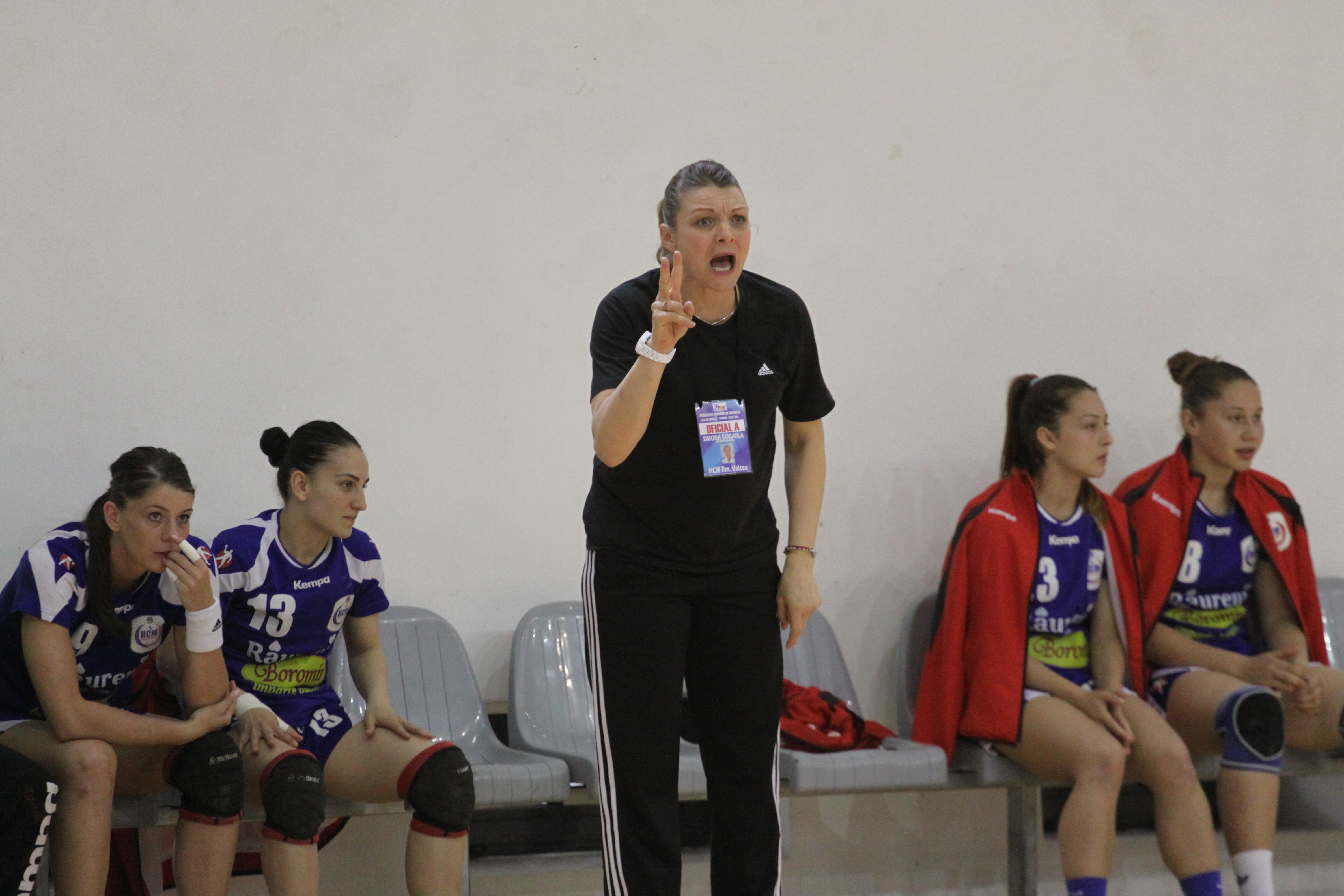 Demisă, Simona Gogîrlă strigă: ”Am pus suflet, dar m-au executat!”