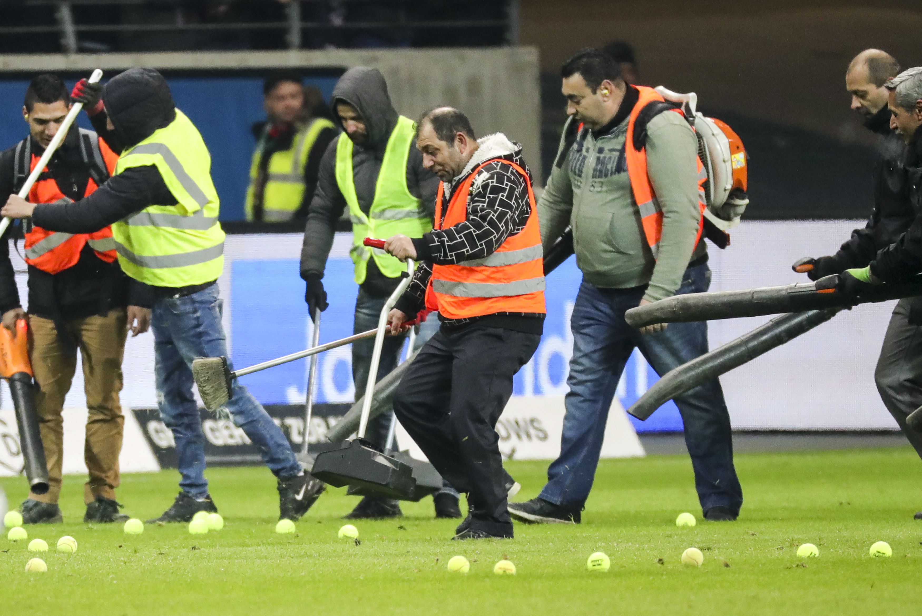 Germania, etapa 23. Scandal uriaș la Frankfurt - Leipzig 2-1, meciul care a tras cortina rundei: ”Lunea e pentru muncă” | VIDEO