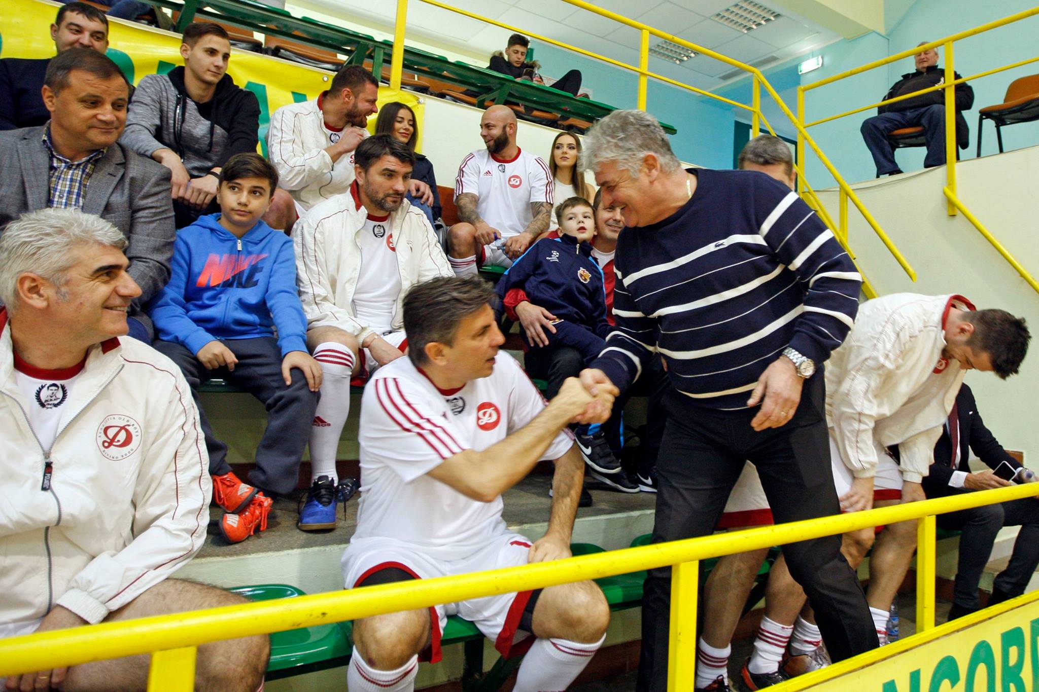 Ultima apariție în public a lui Giani Kiriță a fost la turneul de old-boys de la Chiajna. A venit cu iubita! E antrenor în liga a patra / FOTO&VIDEO