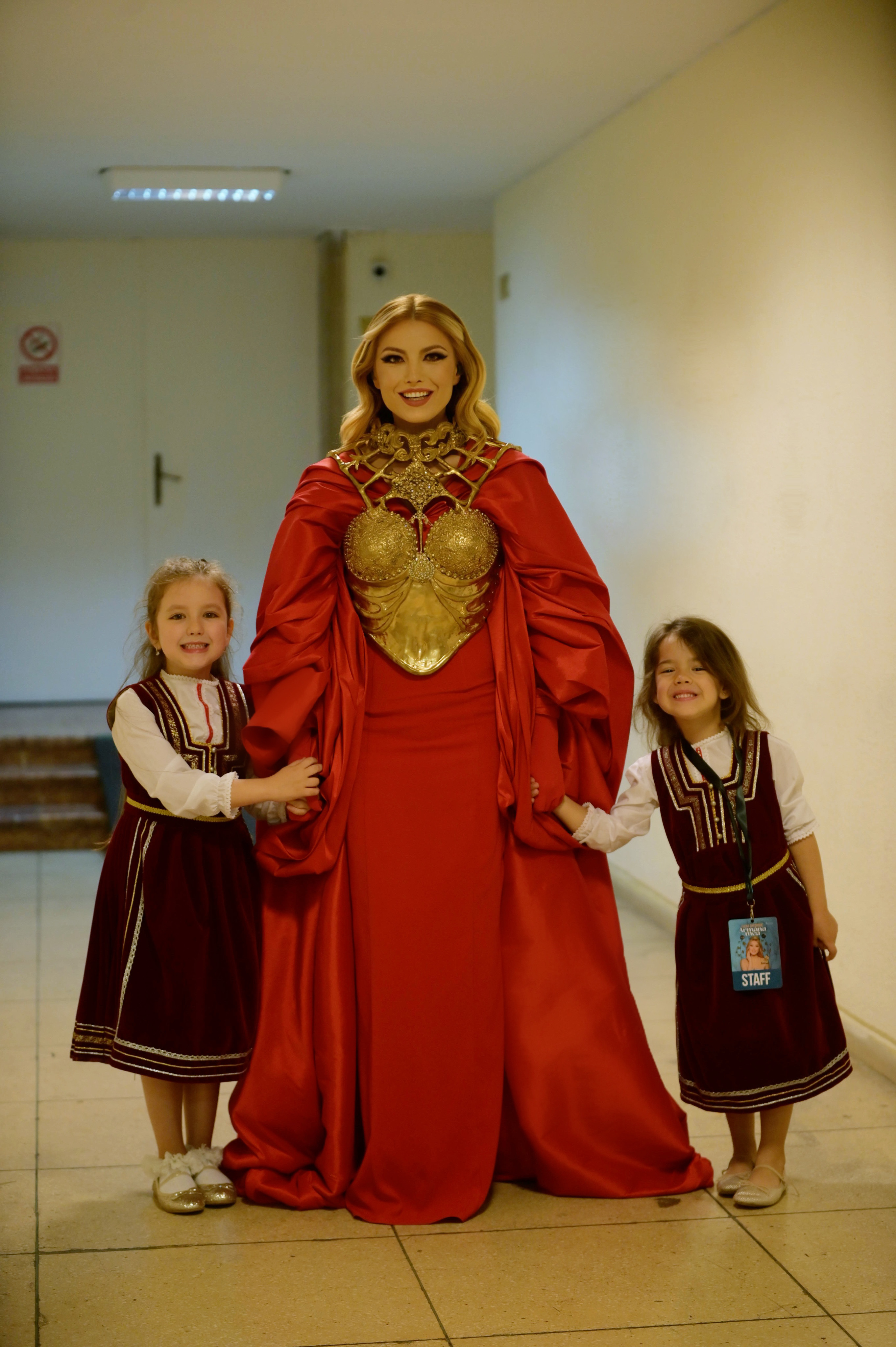 Elena Gheorghe, anunțul făcut după 19 ani de relație cu Cornel Ene: „Singurul gând a fost să mă eliberez”. Piesa pe care a pregătit-o pentru soțul ei