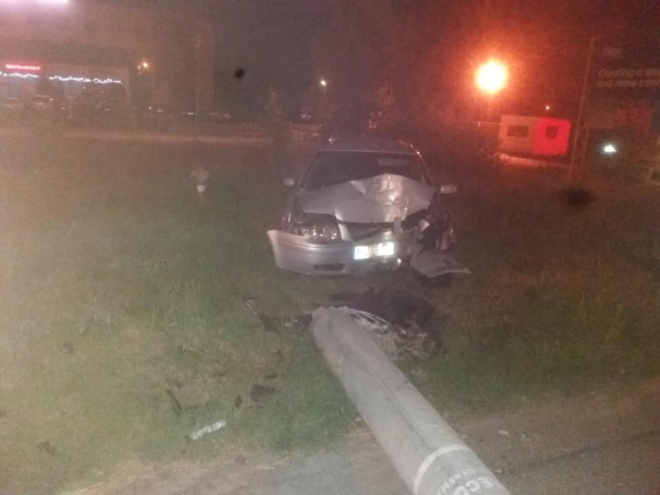 FOTO/ Criminalul care și-a ucis soția și apoi a încercat să se sinucidă a fost operat. Medicii spun că operația a fost un succes