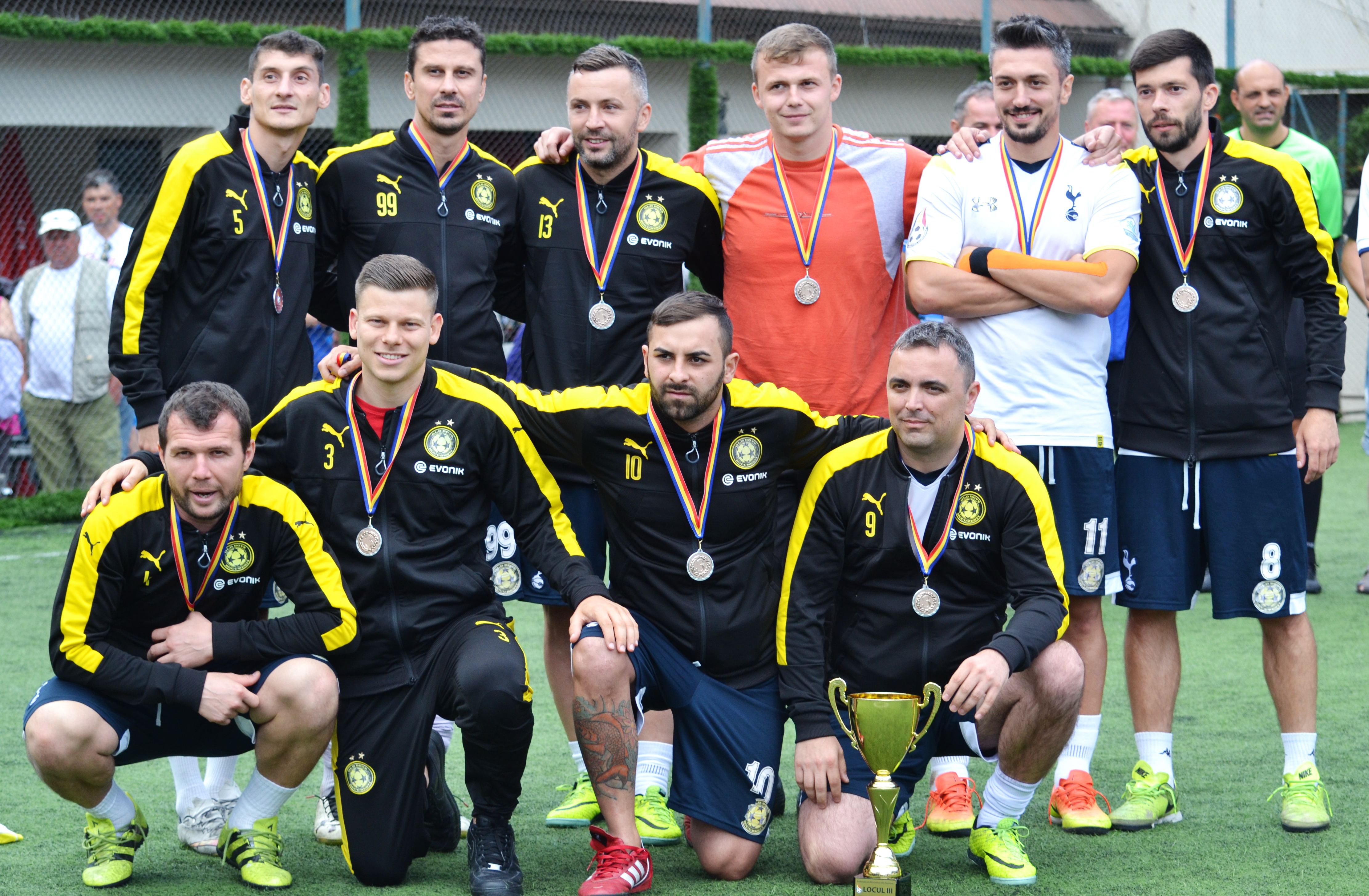 Danco Pro București a câștigat Cupa României la minifotbal, cu Adrian Boingiu - antrenor și Florin Matache - portar. Boingiu va fi mazilit de la naționala U19 | FOTO