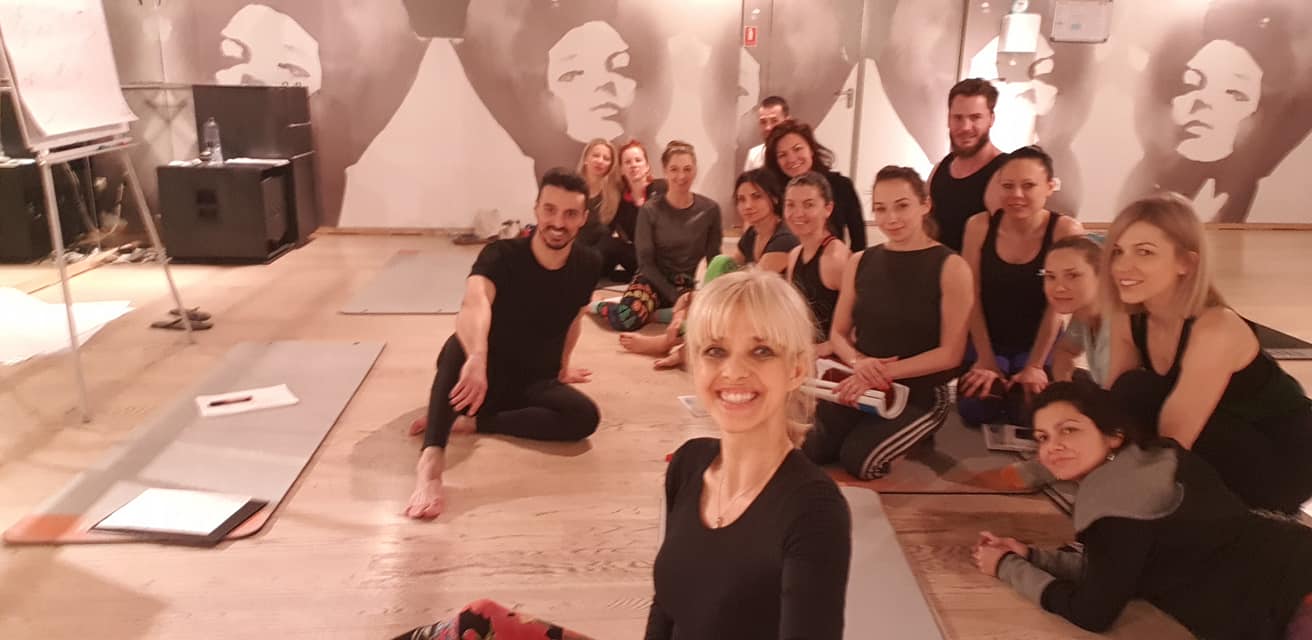 Bianca Brad se reprofilează. E instructor de pilates cu acte în regulă | FOTO