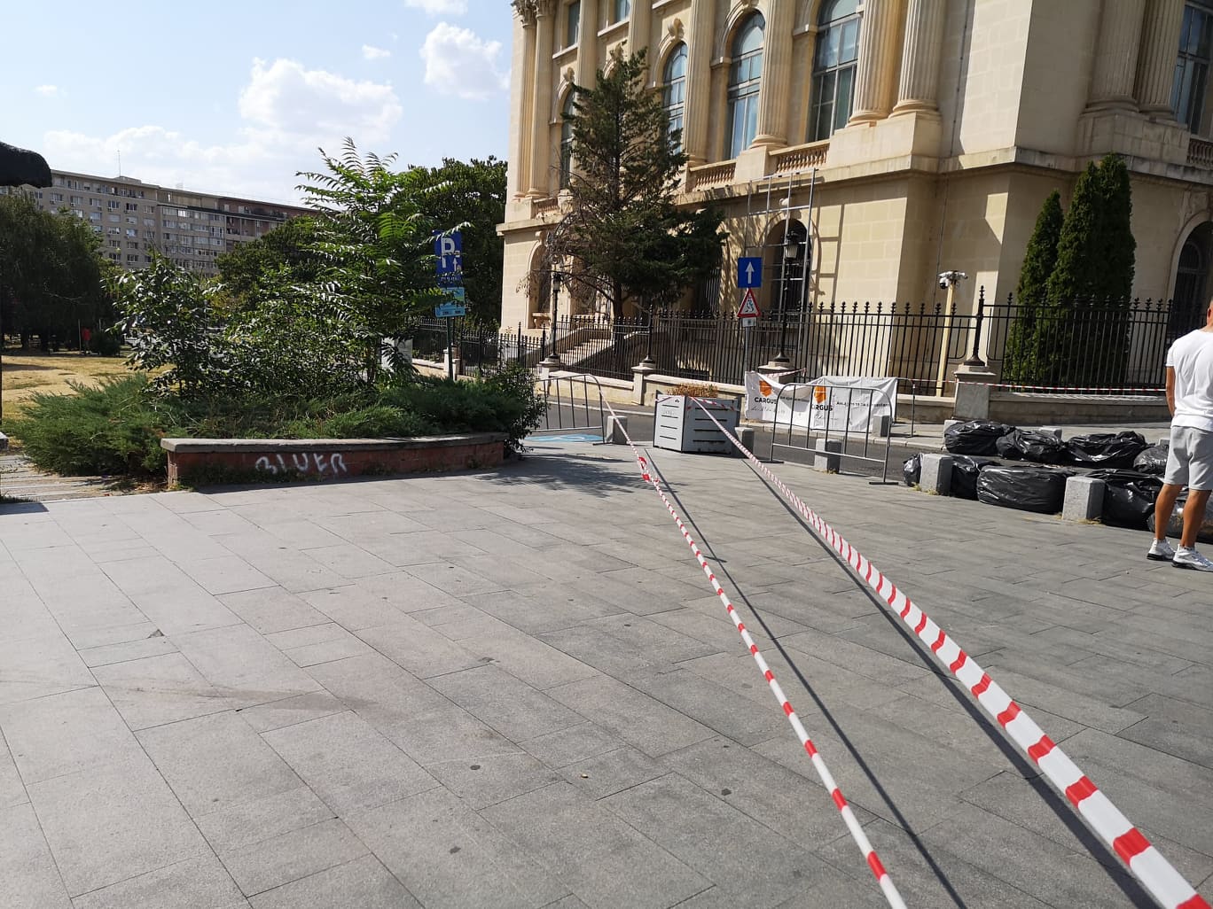 De ce au apărut pe pista de karting „saci de gunoi” pe post de obstacole? „Am vrut ceva mai estetic, dar nu am găsit”