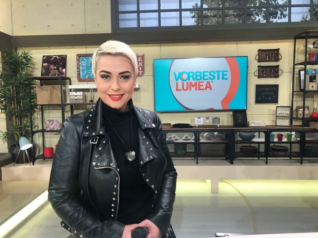 Ce intervenții estetice are Monica Anghel la față. Are 51 de ani: „Mereu stăteam încruntată. Acum m-am mai educat”