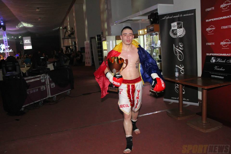 Amansio Paraschiv îşi apără centura intercontinentală WKN