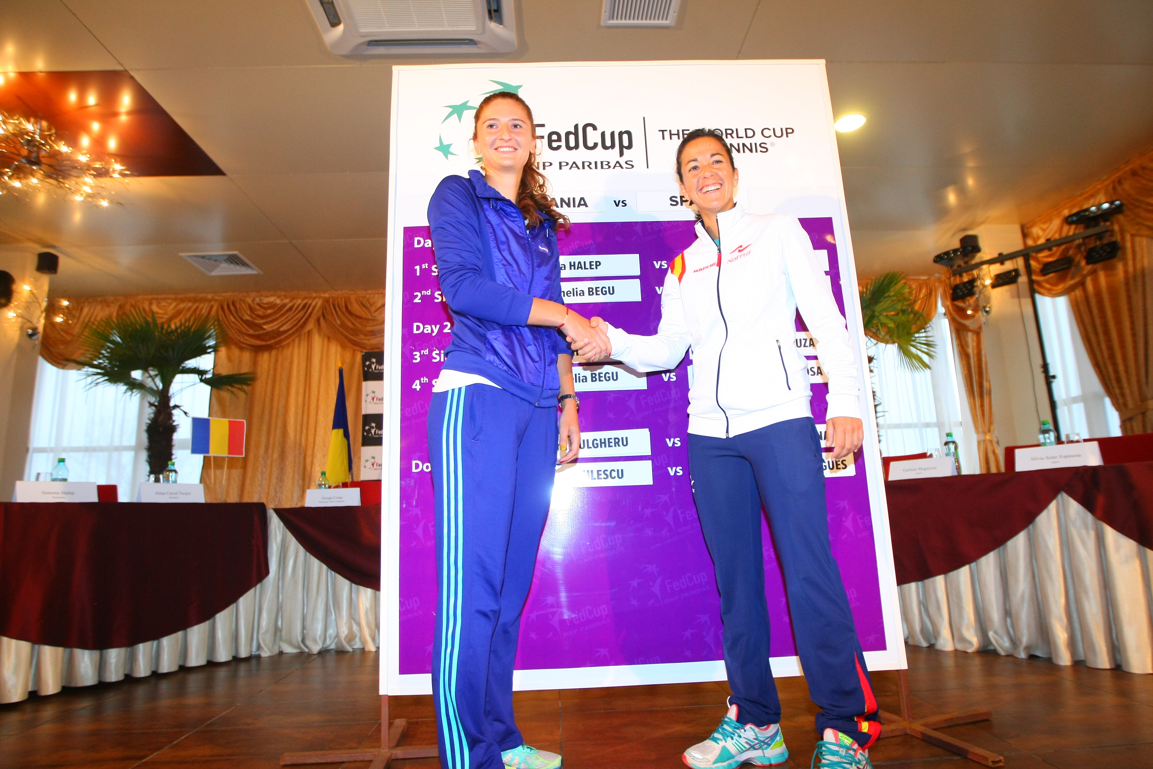Fed Cup, România - Spania 1-2. ^Simona Halep nu i-a făcut față ”tancului” Garbine Muguruza / LIVE BLOG & GALERIE FOTO
