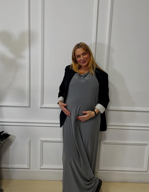Ce a trăit Cristina Cioran în sala de operație, când a născut prin cezariană al doilea copil: „Nu e ca în filme!”. Pe cine a avut alături și cui i-a mulțumit