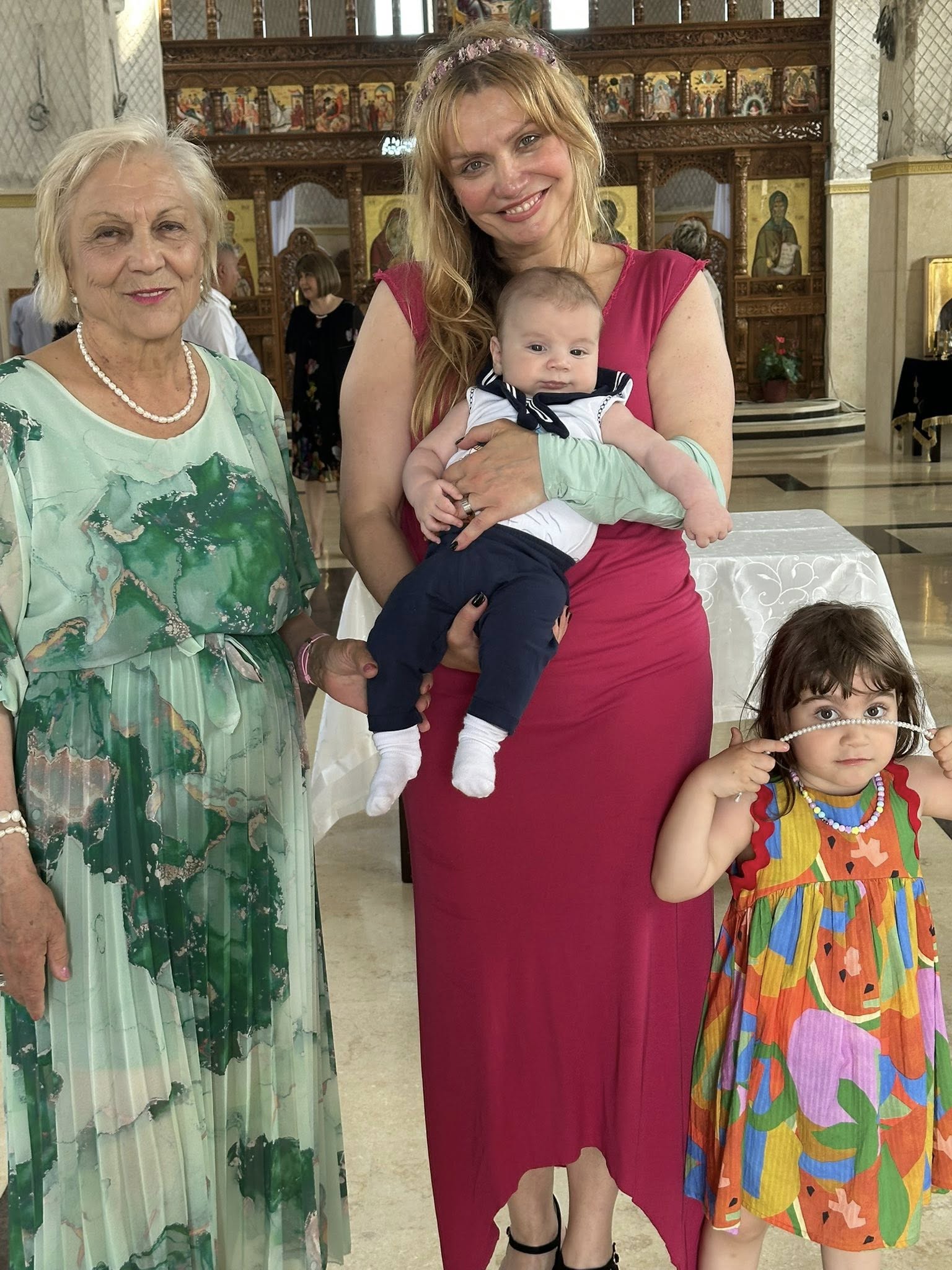 Decizia luată de Cristina Cioran în privința lui Alex Dobrescu. Tatăl copiilor vedetei este la închisoare de un an