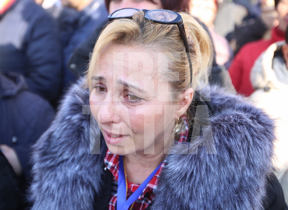 Protest la Parlament, împotriva măsurilor luate de Executiv / FOTO&VIDEO