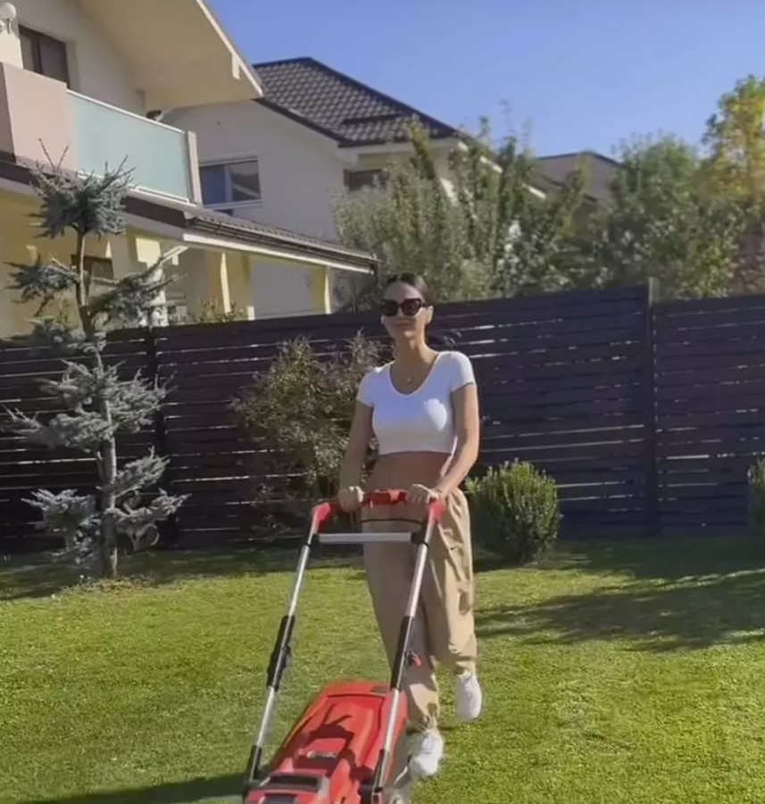 Imagini din casa în care locuiește Geanina Ilieș. Prezentatoarea TV are o vilă ca-n filme