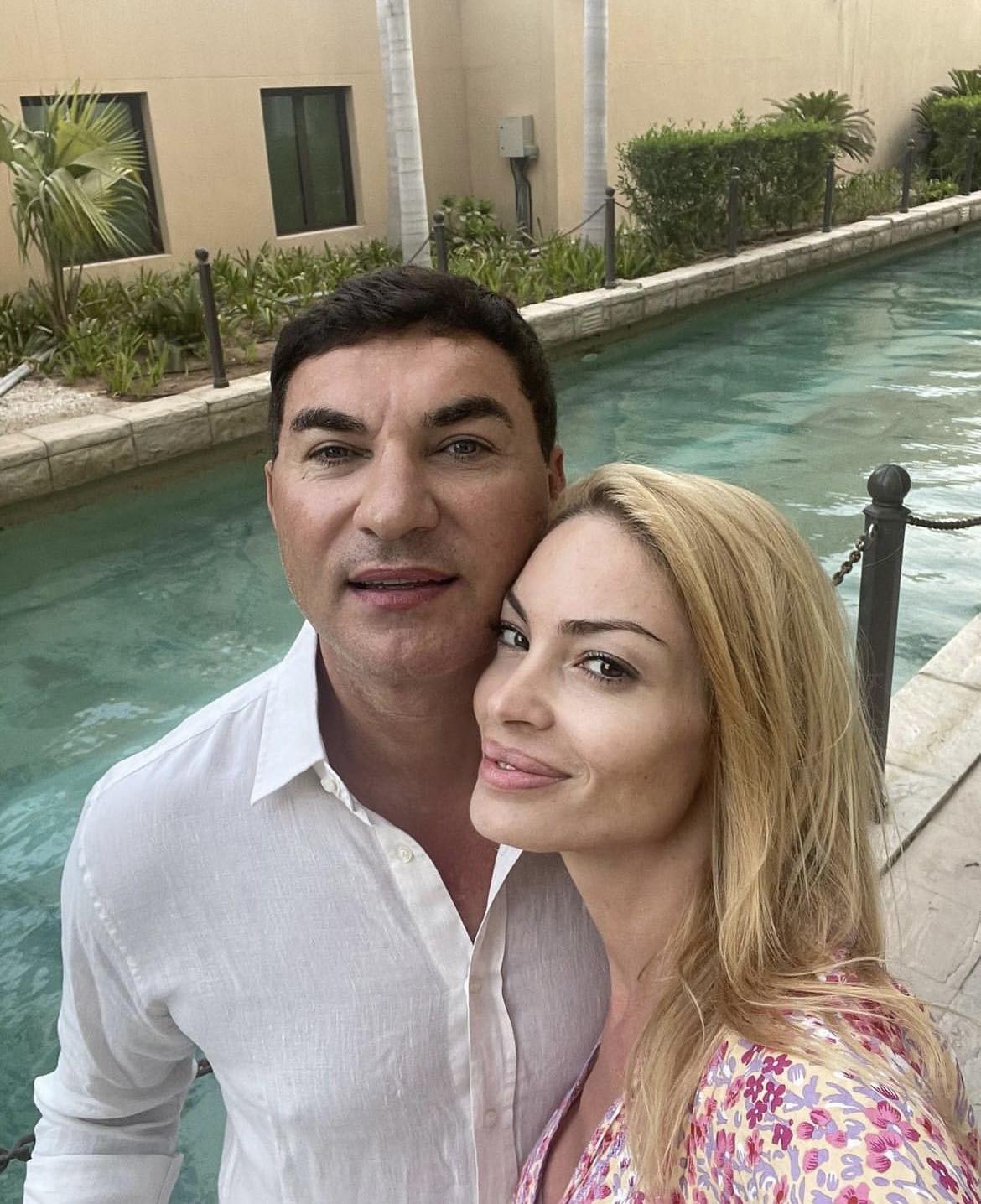 Gesturile făcute de Valentina Pelinel și Cristi Borcea de față cu toată lumea la un eveniment monden. Sunt căsătoriți de 5 ani