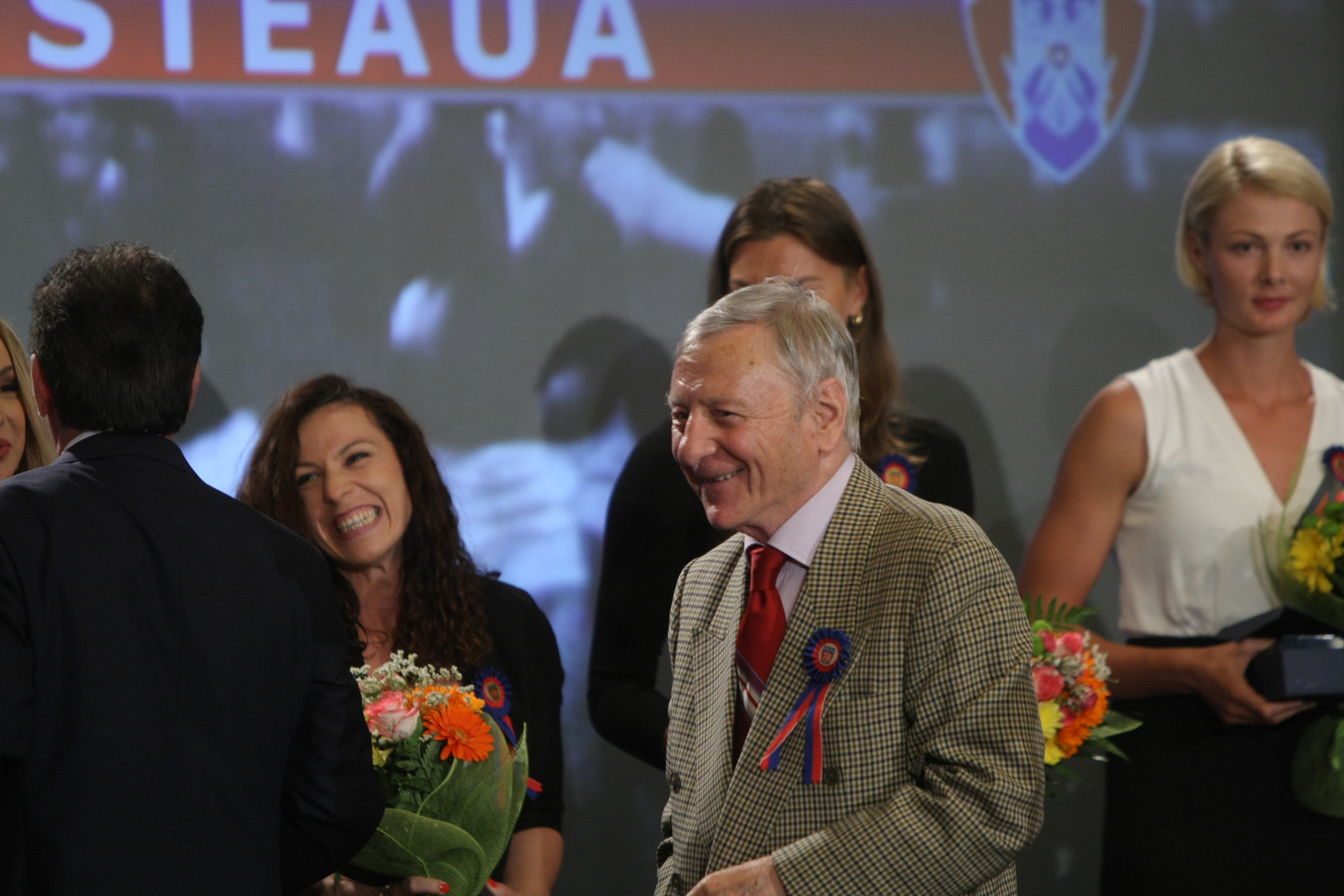 Clubul CSA Steaua împlinește 70 de ani. Marea sărbătoare, la Cercul Militar. S-a vorbit tot de fotbal: ”Echipa va juca în Liga 4”. Năstase a venit îmbrăcat în general/ FOTO