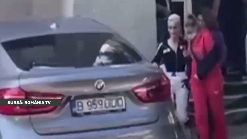 Laurențiu Reghecampf, la judecătorie pentru procesul de divorț. Anamaria Prodan a apărut cu piciorul în ghips, după bătaia de vineri
