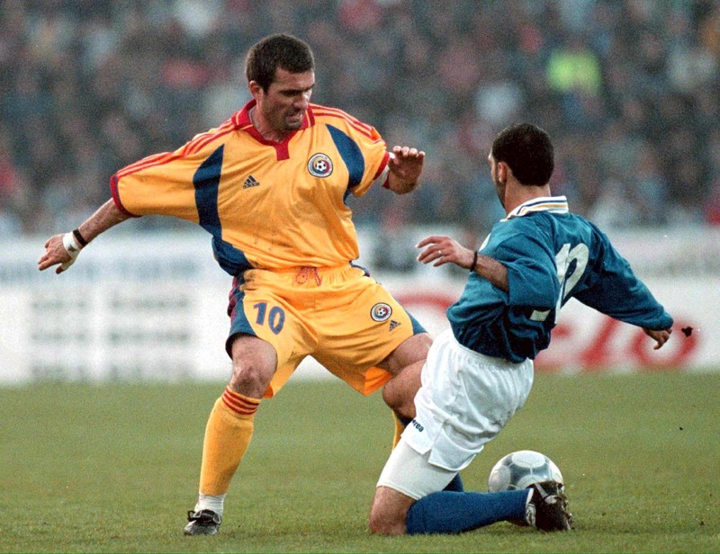 Cristi Brancu, dezvăluiri despre prima soție a lui Gheorghe Hagi: „M-am dus cu ea pe stadion, toți apăreau în jurul ei”. În 1990 s-a căsătorit cu Lena