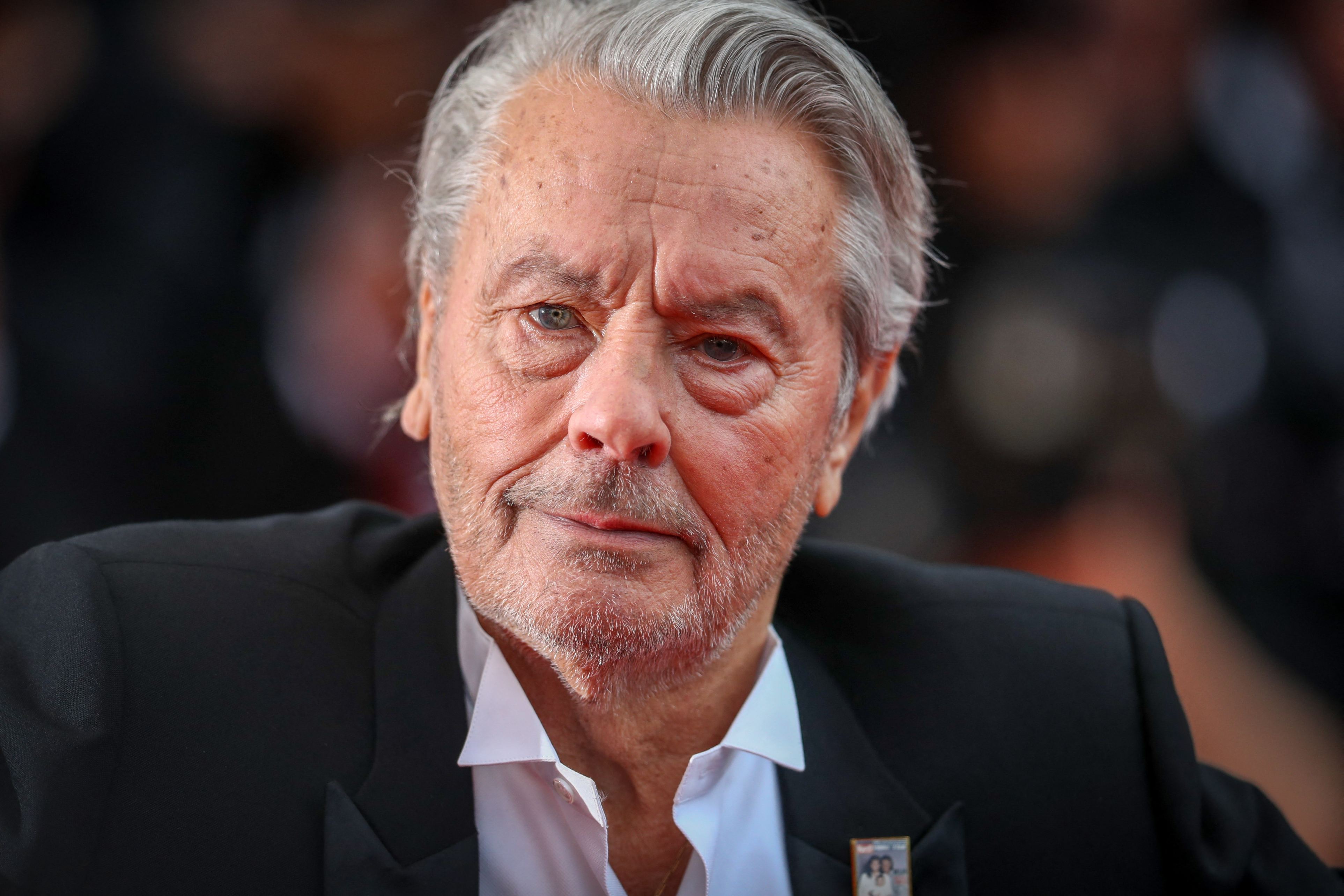 Cum i-a spart Sile Cămătaru casa lui Alain Delon: „Am luat vinuri în valoare de 50.000 de euro”
