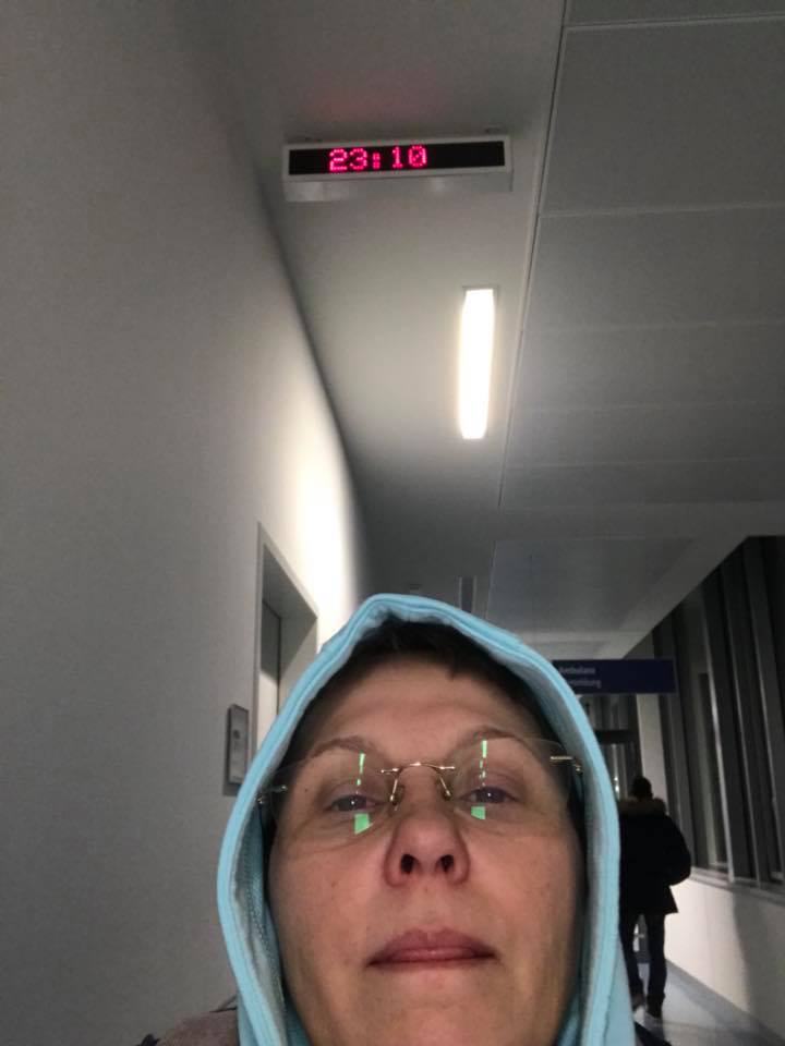 Ce se întâmplă cu jurnalista Miriam, bolnavă de cancer. "Am esofagul zdrențe" | FOTO