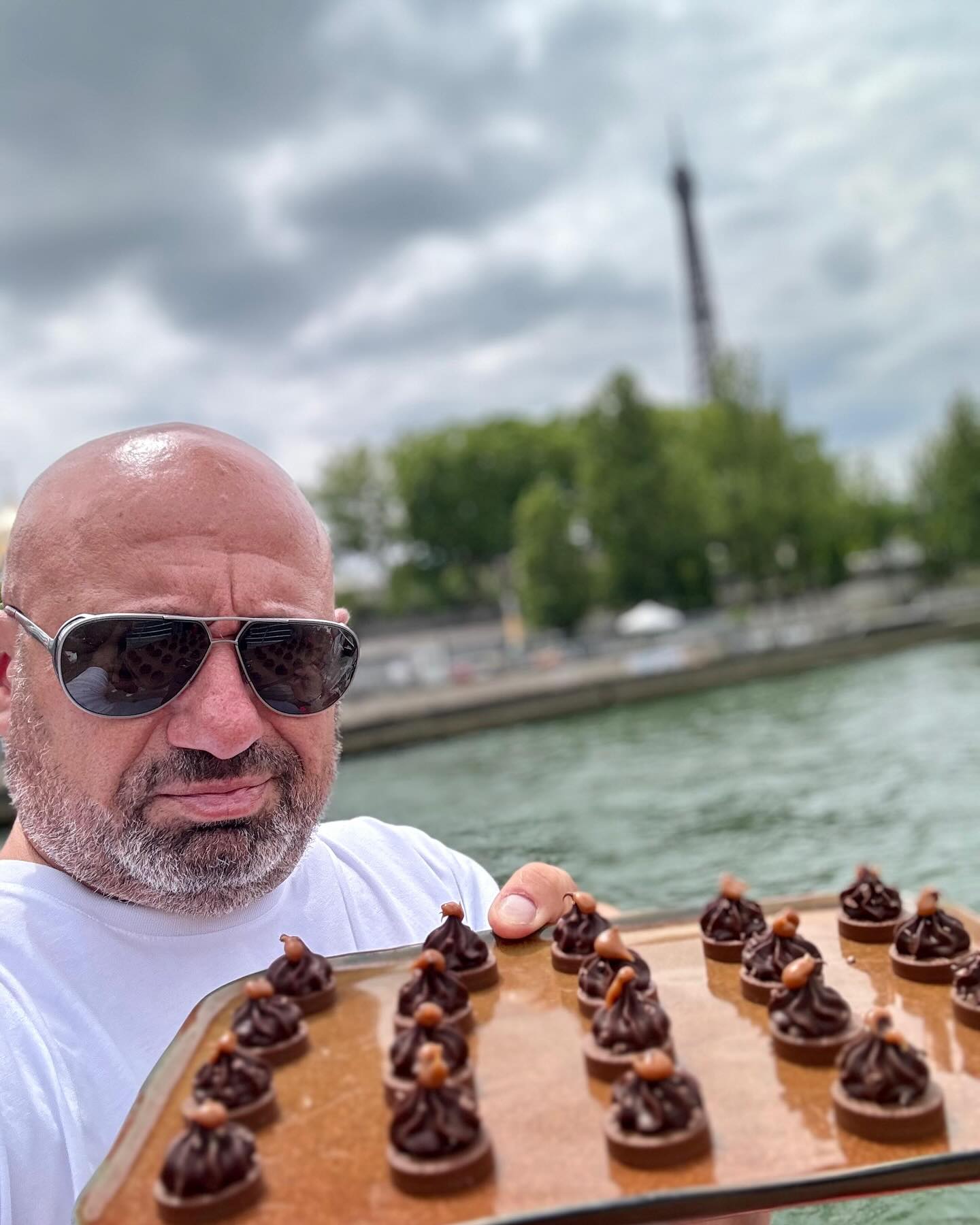 Rețeta de drob de miel a lui Cătălin Scărlătescu. Și-a dezvăluit secretele din bucătărie: „N-aveți cum să greșiți”