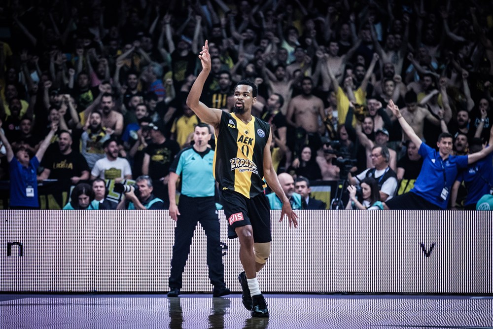 Arbitrul român Marius Ciulin a oficiat la finala mică din Final 4 Basketball Champions League. AEK Atena a luat trofeul
