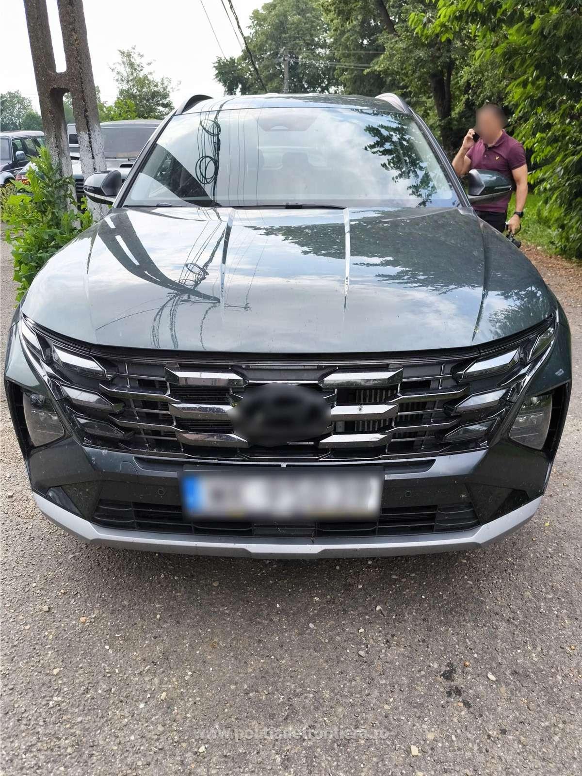 Trei mașini de 500.000 de lei, căutate de polițiștii din Italia și Polonia, descoperite la Suceava