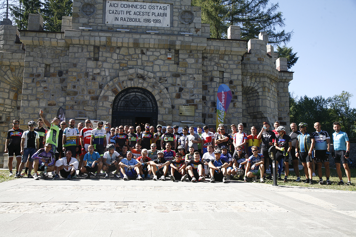 Mausolee pe bicicletă: 100 de participanți pentru o ediție centenară / GALERIE FOTO