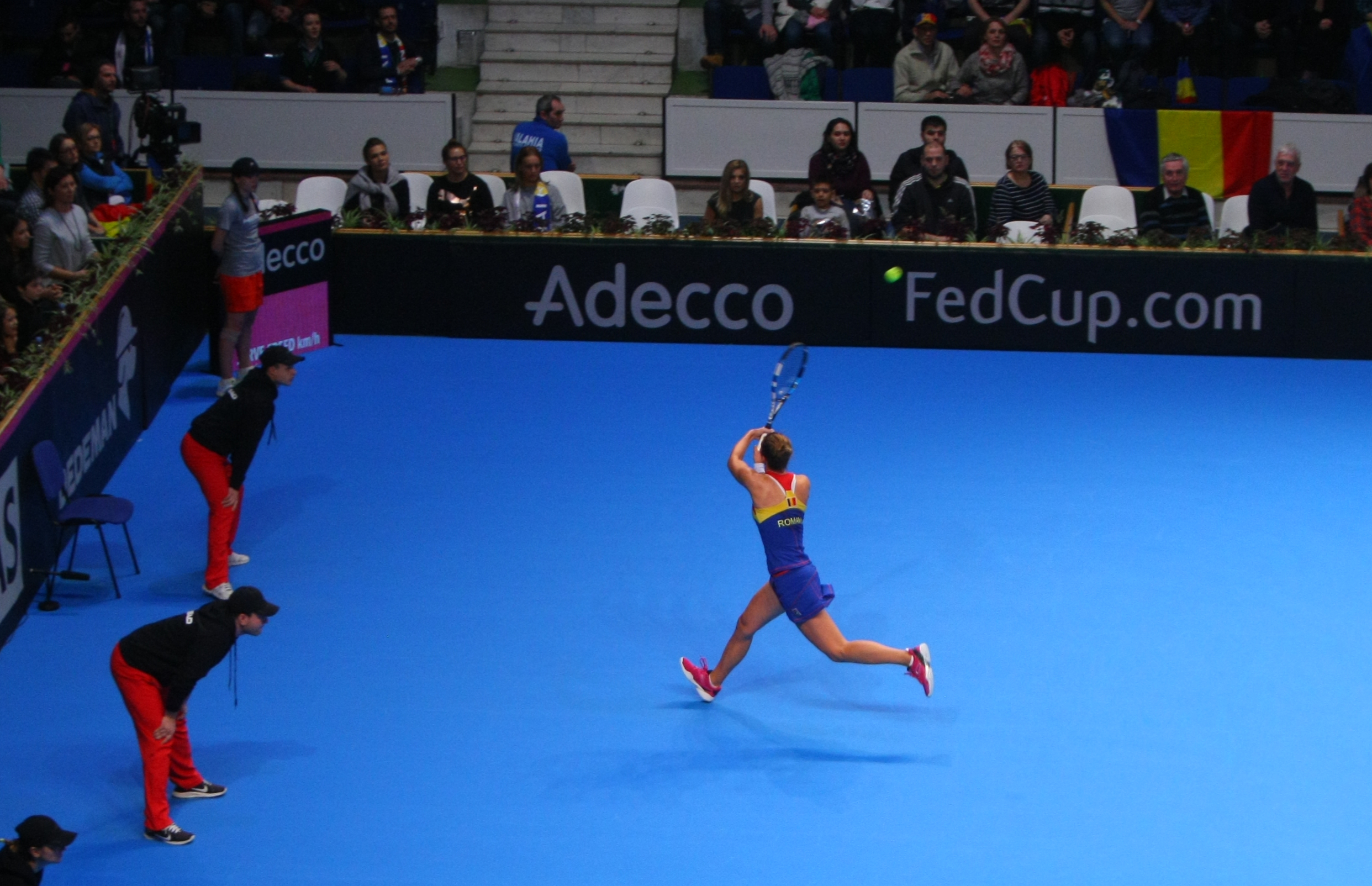 România a fost învinsă de Belgia, în primul tur al Grupei Mondiale II din Fed Cup. Irina Begu a jucat la simplu, dar a pierdut în setul decisiv. Reacții  | FOTO & VIDEO
