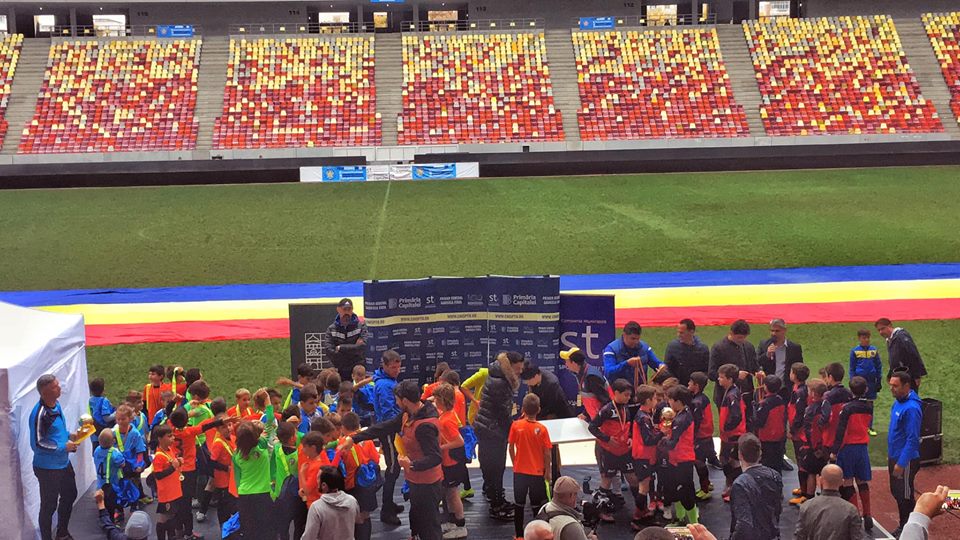 Cum arată gazonul de pe ”Arena Națională”, după ce 3.500 de copii au jucat fotbal la Cupa Centenarului / GALERIE FOTO