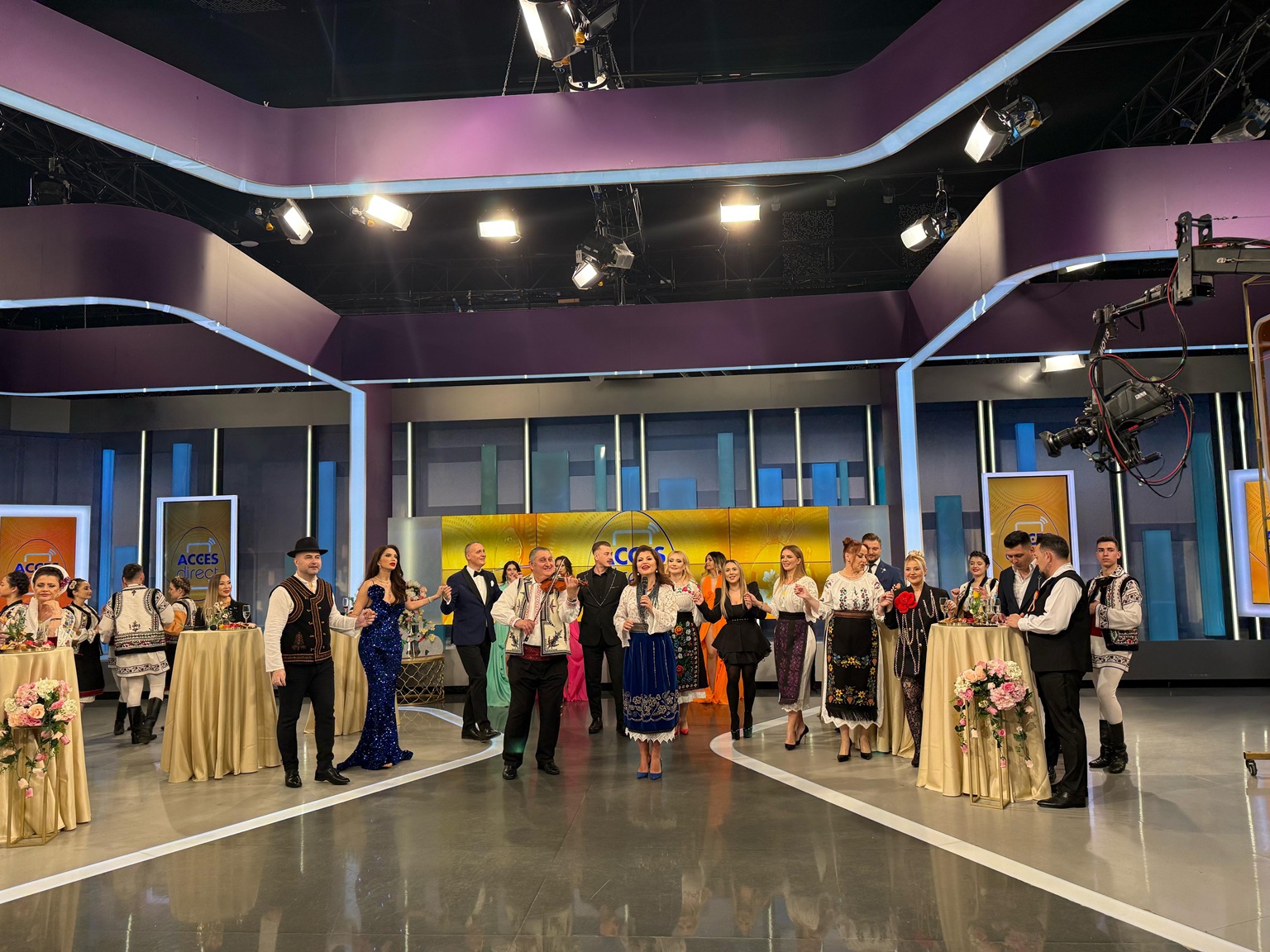 Ce face Mirela Vaida în ziua de Paște. Program special la Antena Stars