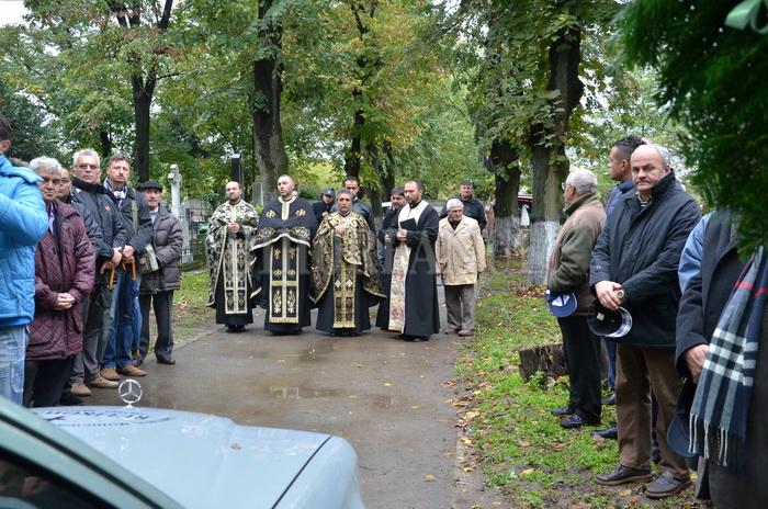 DOLIU. Neşu senior a fost înmormântat: "A avut un moment de cădere"