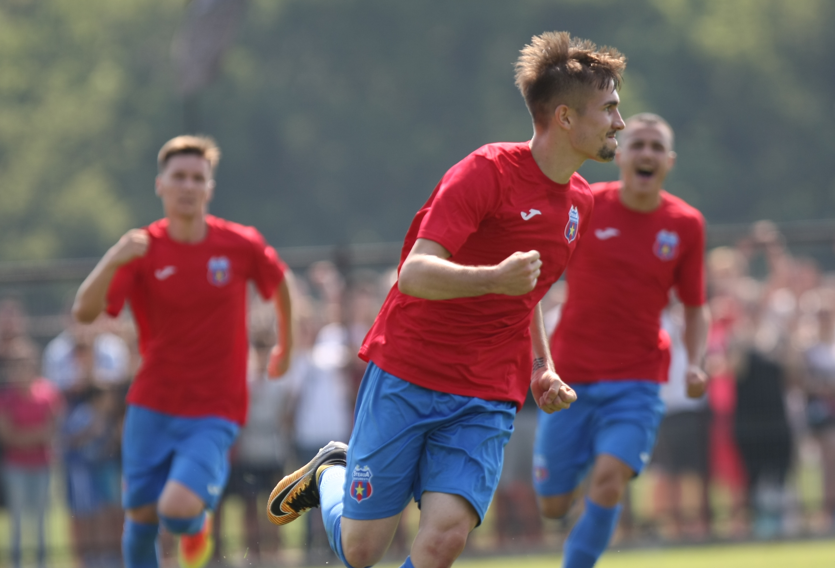 CSA Steaua - Comprest 3-0, în primul amical al echipei Armatei. La meci au fost circa 2.000 de fani | GALERIE FOTO&VIDEO
